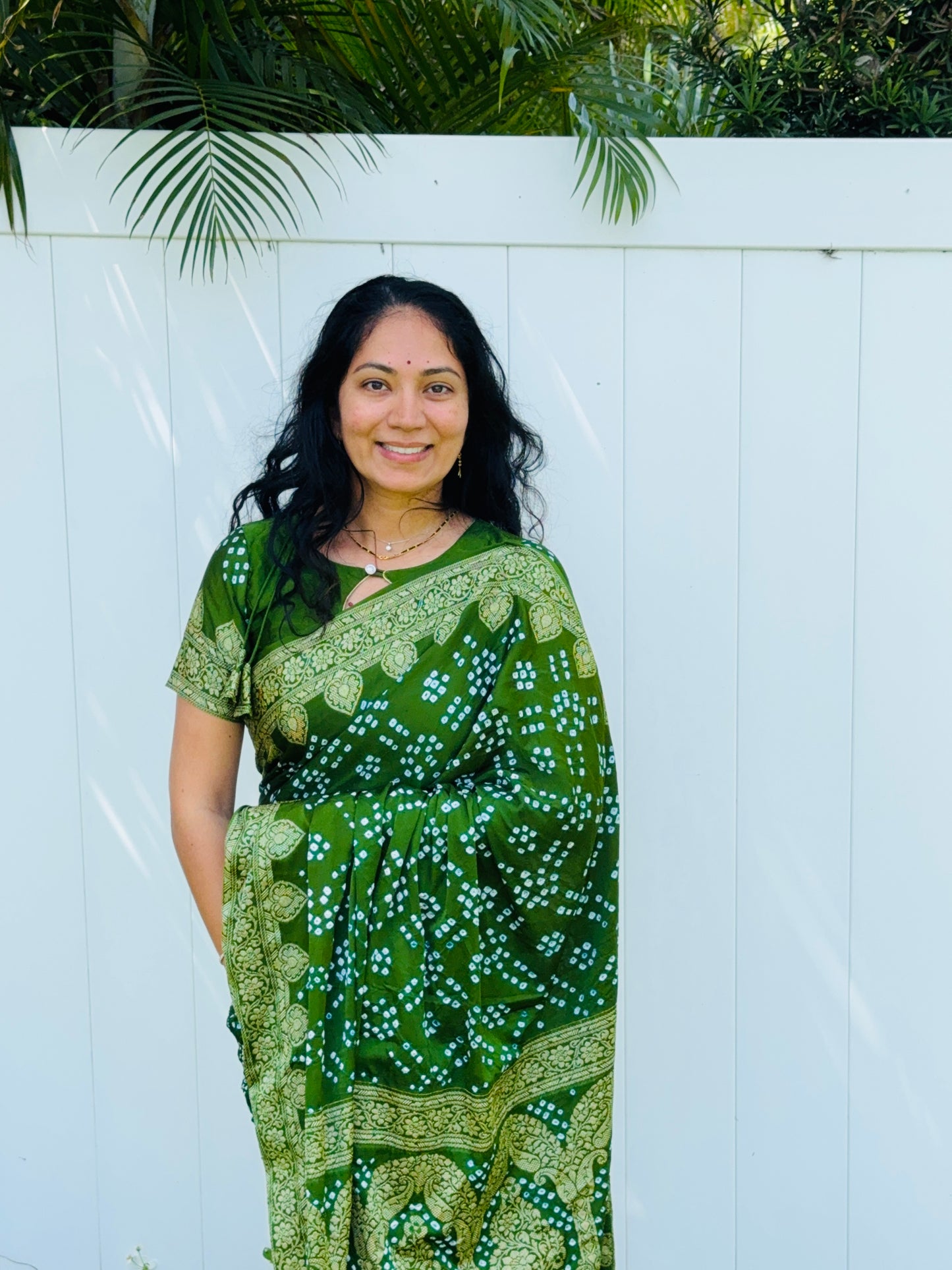 Gems of Gujarat - Bandhani Mehndi Green Saree Handcrafted Bandhani Sari – Gajji & Semi-Silk Blend