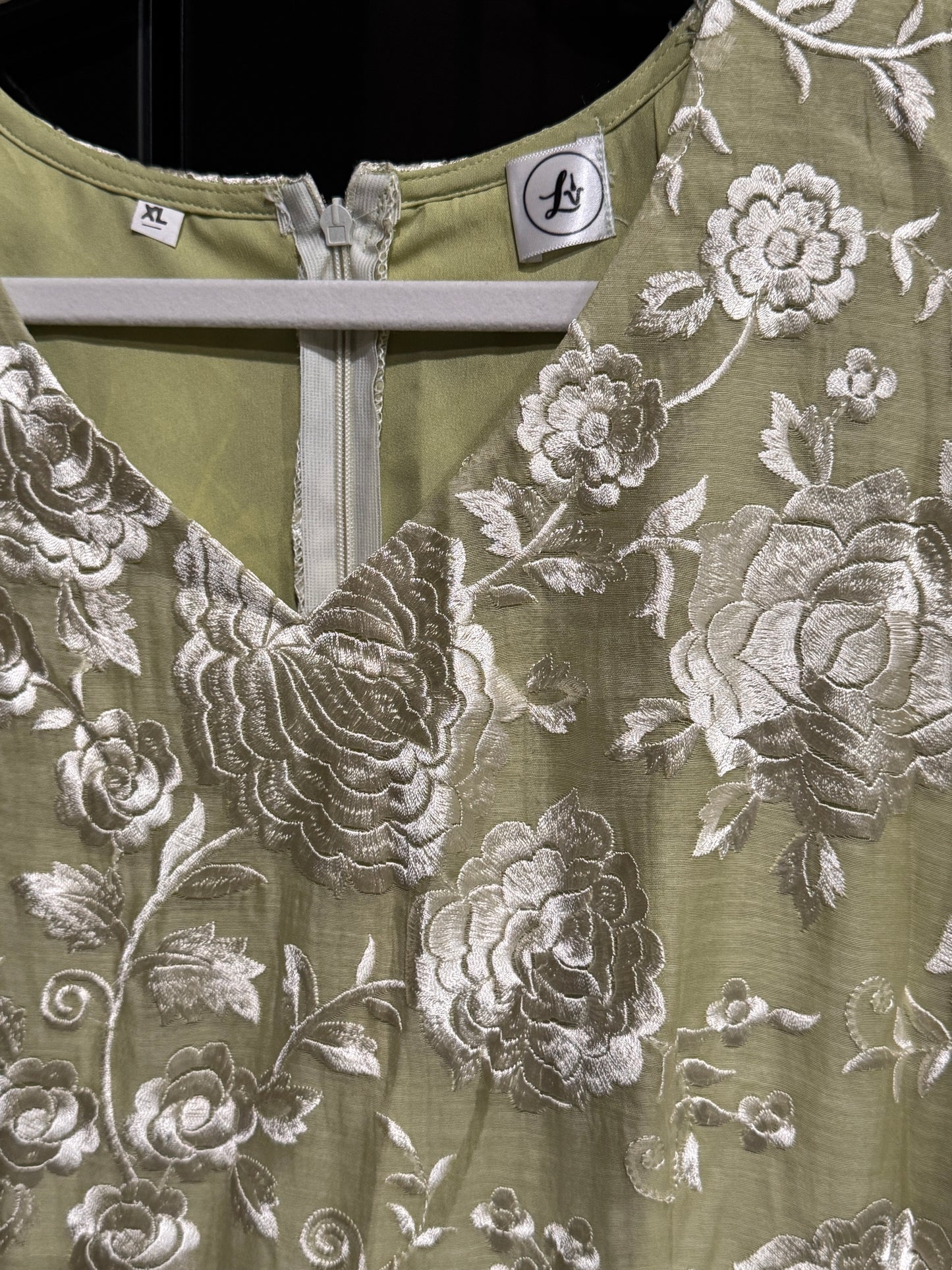 Elegant and timeless, this beautiful piece from our Maguva Collection is crafted with luxurious Mul Chanderi, a butter-soft pure Chanderi fabric that feels as good as it looks.