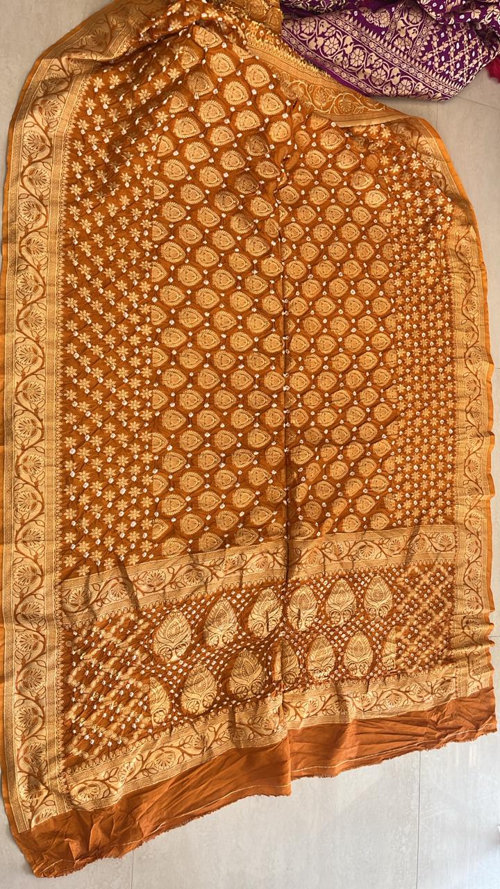 Meenakshi collection 

Fabric : Dupian Silk Sari
Bandini tie and dye from Rajasthan 
Benarasi Dupian silk from Varanasi 
Stitched blouse 
38 to 42 size