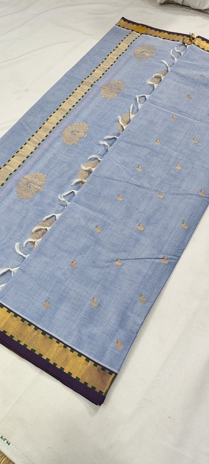 “Subbamma” Muthu ( Film Reel) Kaddi Border sari with blouse stitched                           Authentics Of Venkatagiri
Handloom sari